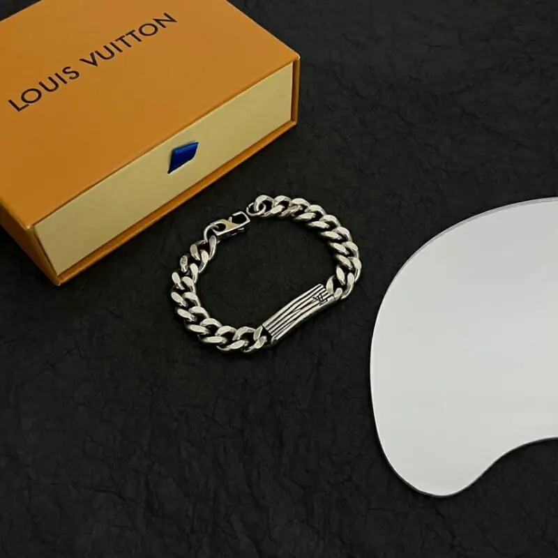 louis vuitton lv bracelets s_12537b33